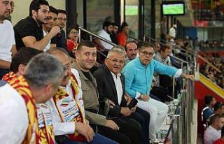 Büyükkılıç’tan Kayserispor’a ’birleştirici...
