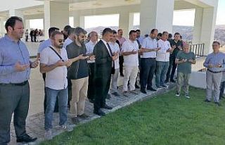 ÇAKÜ’deki cami hizmete açıldı, ilk cuma namazı...