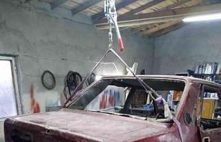 Çalıntı otomobili parçalayan 3 kişi yakalandı