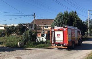 Çalışma yapan kepçe doğal gaz borusunu patlattı,...