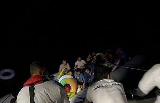Çanakkale açıklarında 58 düzensiz göçmen kurtarıldı