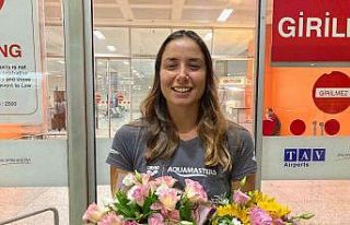 Catalina Kanalı’nı 11 saat 59 dakikada geçen...