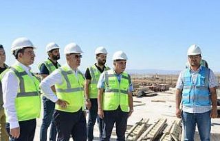 Çiftçi, lojistik merkezi projesinde incelemelerde...