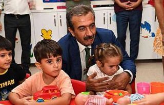 Çukurova’da kreşler miniklerle şenlendi