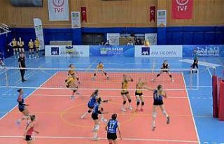 Cumhuriyet Kupası Voleybol Turnuvası başladı