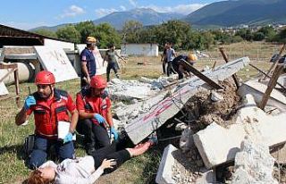 Denizli’de deprem tatbikatı gerçeği aratmadı