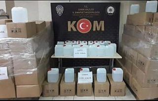 Dezenfektan görünümünde satışa sunulan 8 ton...