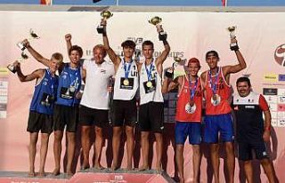 Dikili’de zafer Ukrayna ve Letonya’nın