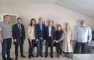 Dr. Yılmaz eczacıları unutmadı