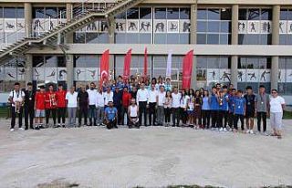 Edremit Belediyesi Spor Kulübü sporcuları Türkiye...