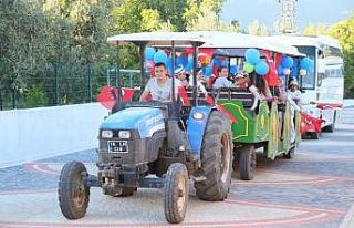 Edremit Belediyesi’nden toplu sünnet şöleni