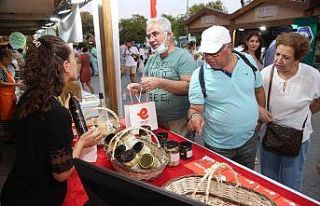 Efeler Belediyesi’nin ürünleri gastronomi fuarında...