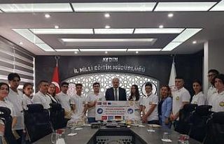 Efelerli öğrenci ve öğretmenler Yunanistan yolcusu