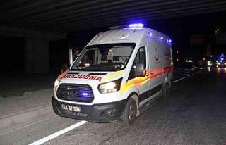 Elazığ’da ambulans ile otomobil çarpıştı:...