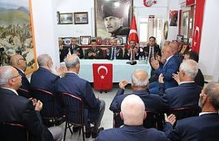 Elazığ’da il protokolü, gazilerle bir araya geldi