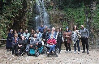 Engelleri aşıp yaylada buluştular