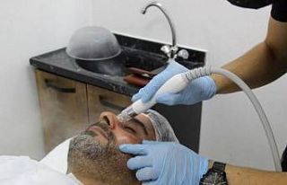 Erkekler, güzellik uygulamalarında kadınlarla yarışıyor