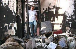 Evi yanan aile için seferber oldular