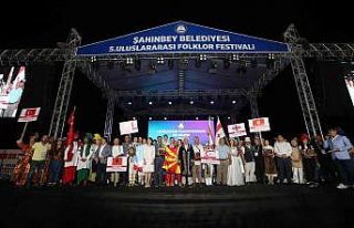 Folklor fesitivaline Madrigal damgası