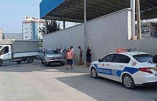 Fren yerine gaza bastı