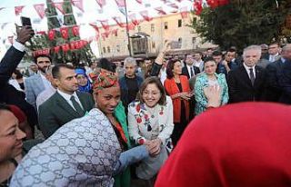 Gastroantep Festivali’nde kortej yürüyüşü