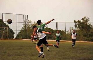 Genç horozlar yeni sezona iddialı hazırlanıyor