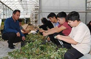 Genç mühendis adayları sahaya indi