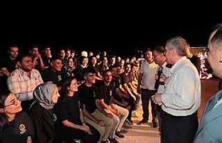 Gençlerin sorularını Beyazgül cevapladı