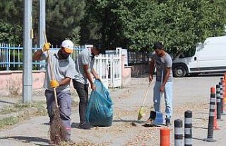 Genel temizlik çalışmaları devam ediyor