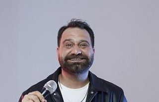 Gökhan Ünver, "Çok Tanıdık" turnesiyle...