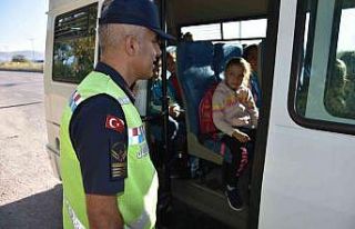 Gönen’de öğrenci servisleri denetlendi