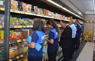 Hakkari’deki marketler denetlendi