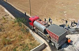 Haliliye’de asfalt atağı etap etap sürüyor