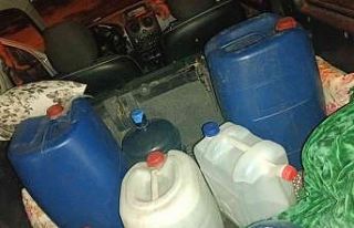 Hatay’da 200 litre kaçak içki ele geçirildi