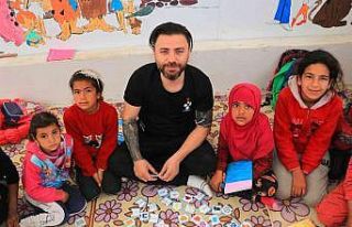 Hayırsever iş adamı Okur: “2 milyon çocuğa...