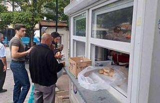 Her sabah dağıtılan çorbalar Sincanlıların içini...