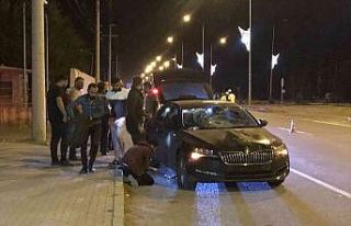 Iğdır’da otomobilin çarptığı genç, bisikletinden...