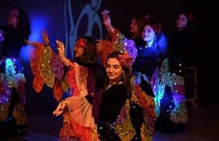 İnegöl Belediyesi Halk Dansları Topluluğu yeni...