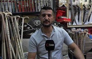 İngiliz askerinin tüfeğini tamir ettirmesiyle yeniden...