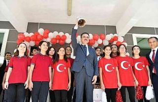 Isparta’da ilk ders zili çaldı