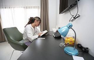 İzzet Şadi Sayarel Huzurevi kız öğrencilere kapılarını...