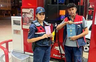 Jandarmadan erkeklere “Kadına El Kal-Ka-Maz!”...