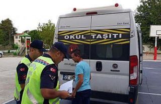 Jandarmadan okul servislerinde denetim