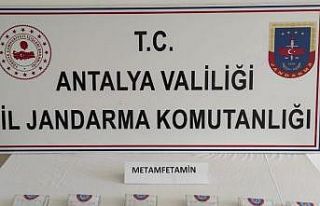 Jandarmanın yakaladığı şahsın üzerinden metamfetamin...