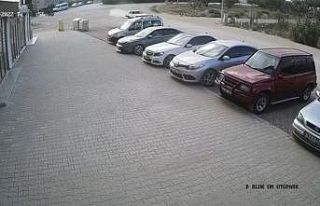 Kadın şoför Tofaş’la yanlayarak kaza yapınca,...