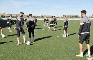 Kars 36 Spor Bayburt maçı hazırlıklarını sürdürüyor