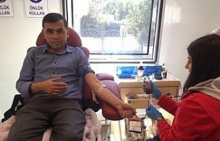 Kars’ta Kızılay’a kan bağışı