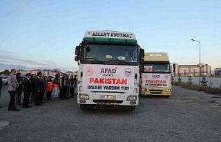 Kars’tan Pakistan’a yardım eli