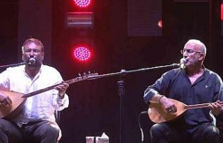 Kartal’da Dünya Barış Günü’nde türkü şöleni