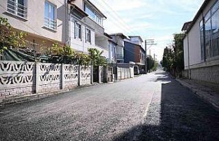 Kartepe’de tonlarca asfaltın serildiği 13 sokak...